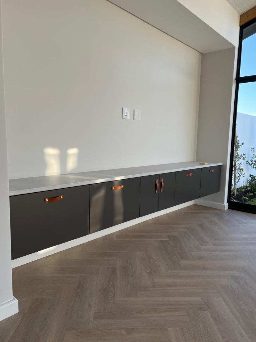 4 Bedroom Property for Sale in Sandown Western Cape